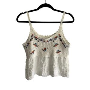 EMBROIDERED Crochet Sleeveless Tank Top Blouse
White XS